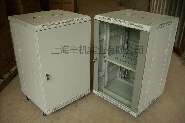 0.8米（也叫15U）標準機柜、服務器機柜、網絡機柜實物圖